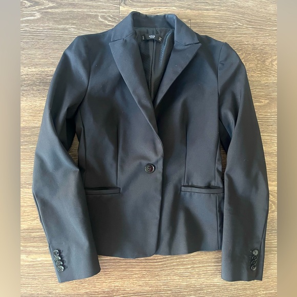 Mango Basics Structured Suit Blazer in Black, Size 4 - Picture 4 of 7
